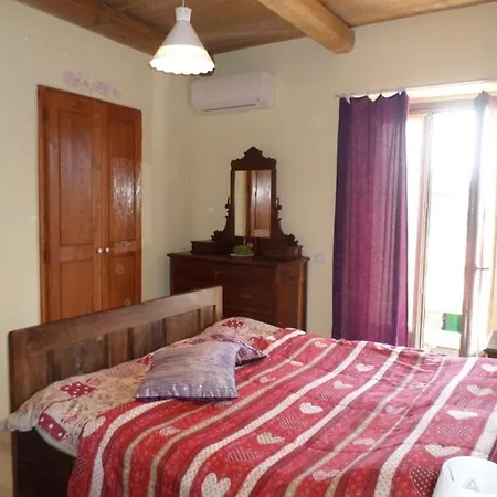 Mottarone House Armeno